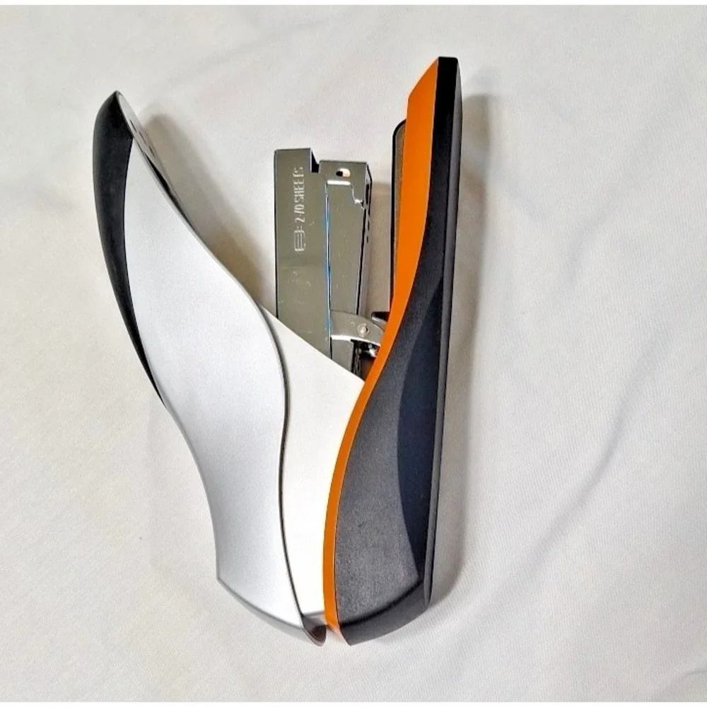 Swingline Optima 8767X  Heavy Duty Stapler W/Optima Staples 2-70 Sheets Easy